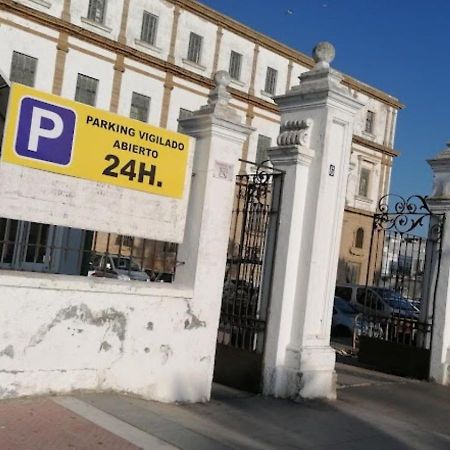 Apartamento El Tanguillo Little Apartments Cádiz Kültér fotó
