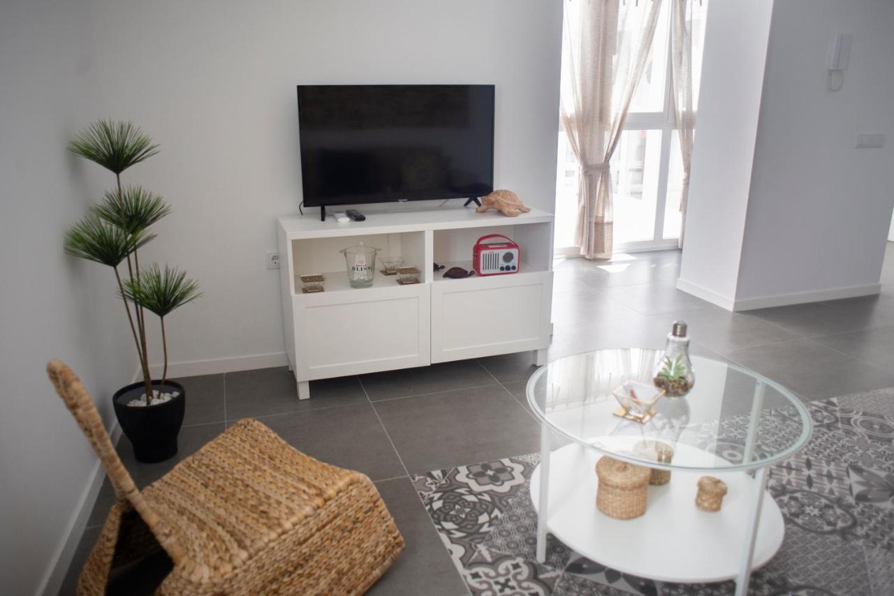 Apartamento El Tanguillo Little Apartments Cádiz Kültér fotó